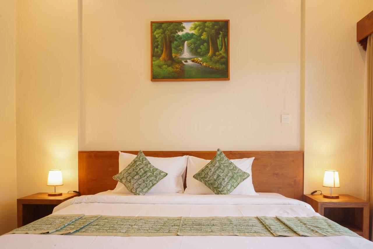 Tiny'S House Hotel Ubud  Bagian luar foto