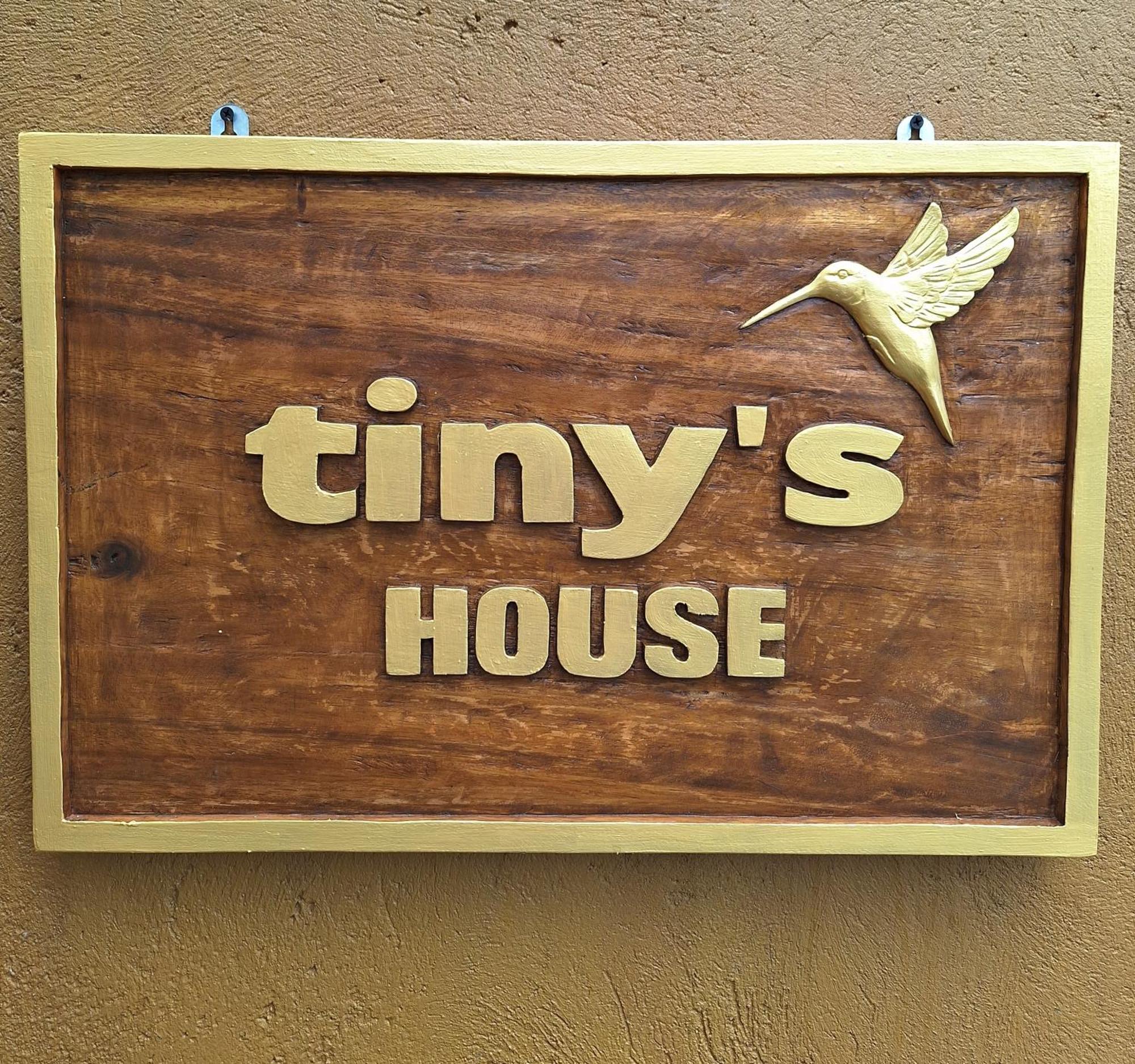 Tiny'S House Hotel Ubud  Bagian luar foto